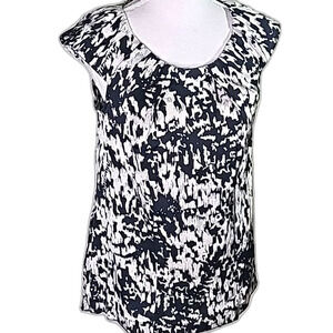 Blouse by Ann Taylor Black White Print Cap Sleeves Size 6P